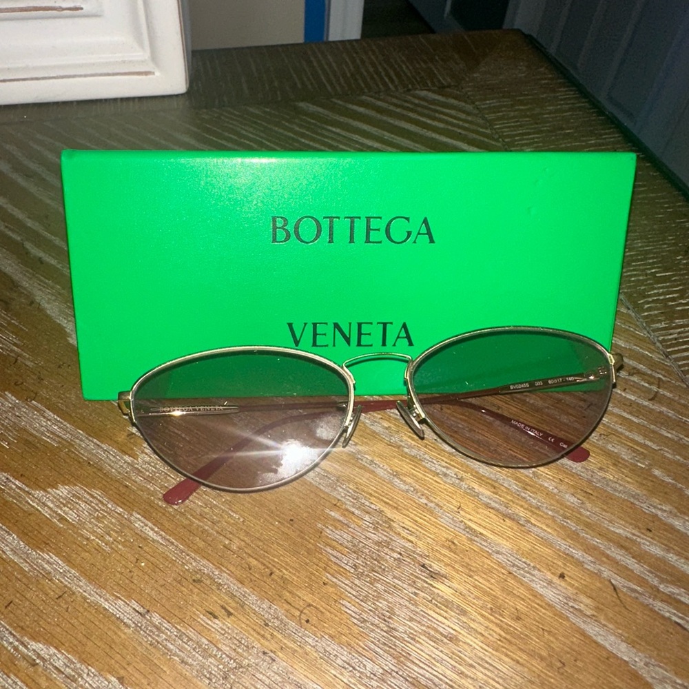 Authentic Bottega Veneta Sunglasses